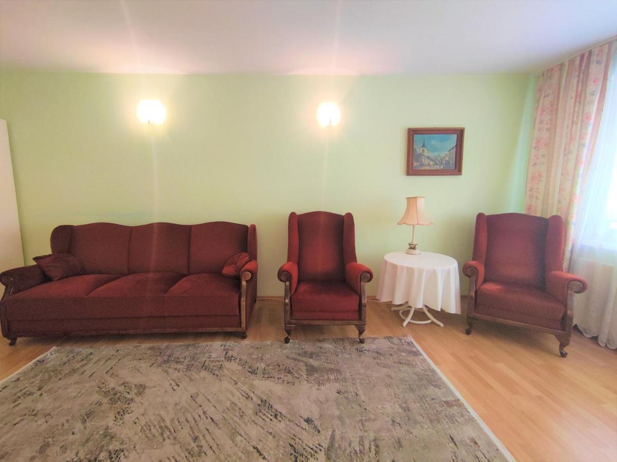 Dom Na Zaciszu Apartment Варшава Екстериор снимка