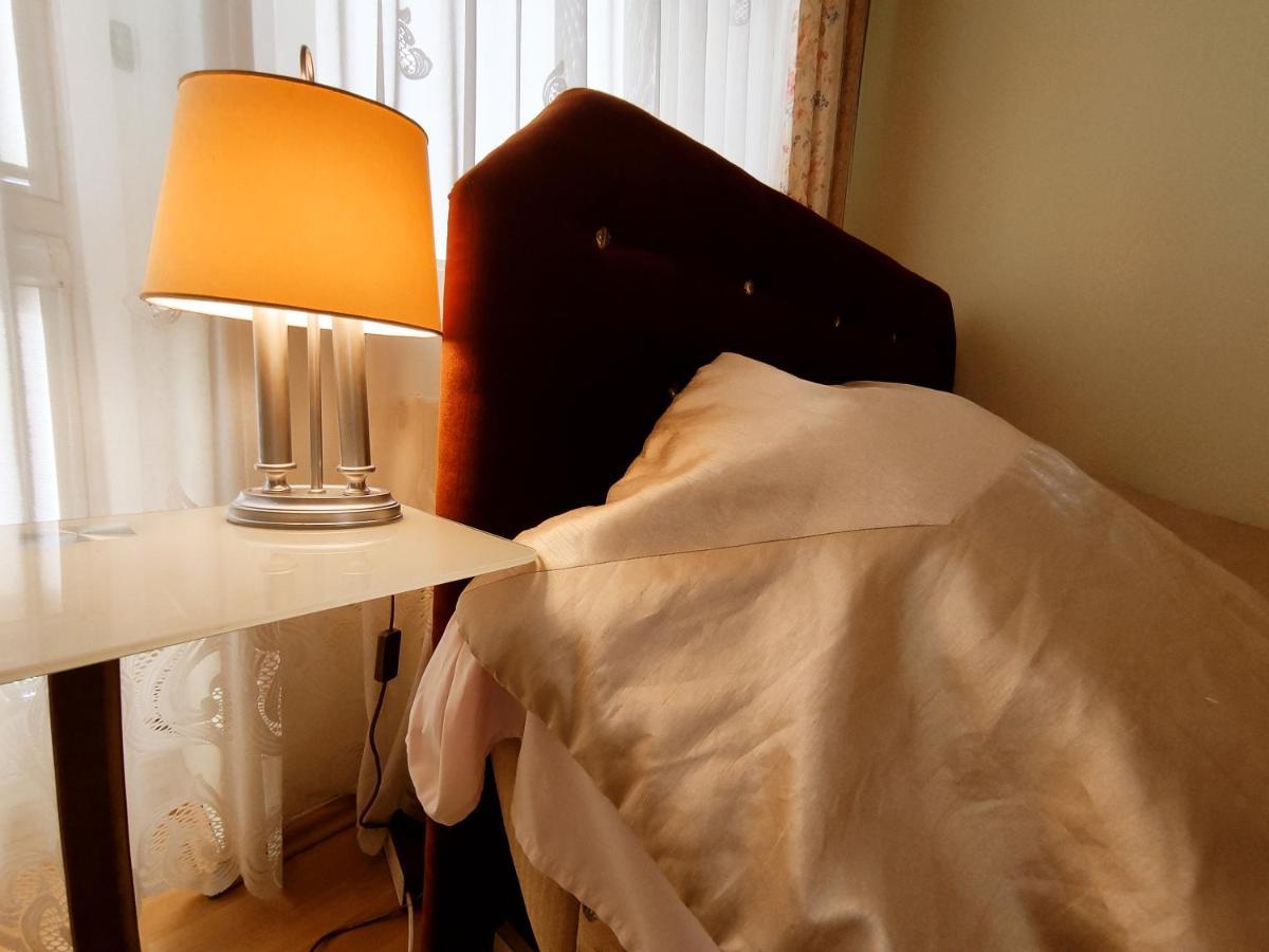 Dom Na Zaciszu Apartment Варшава Екстериор снимка