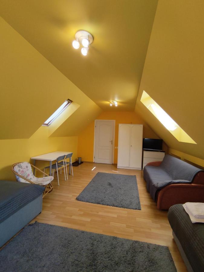 Dom Na Zaciszu Apartment Варшава Екстериор снимка