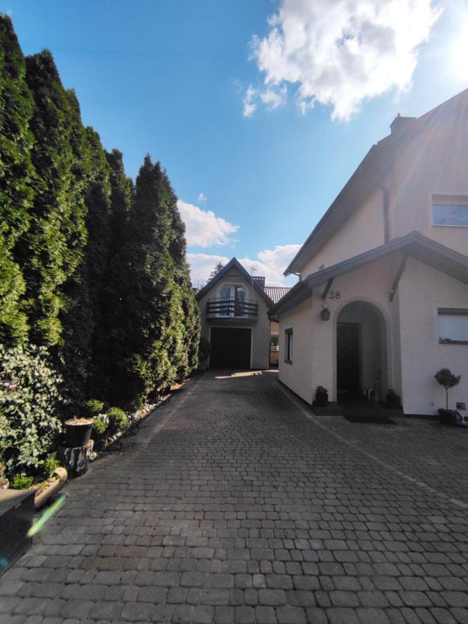 Dom Na Zaciszu Apartment Варшава Екстериор снимка