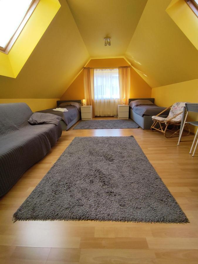 Dom Na Zaciszu Apartment Варшава Екстериор снимка